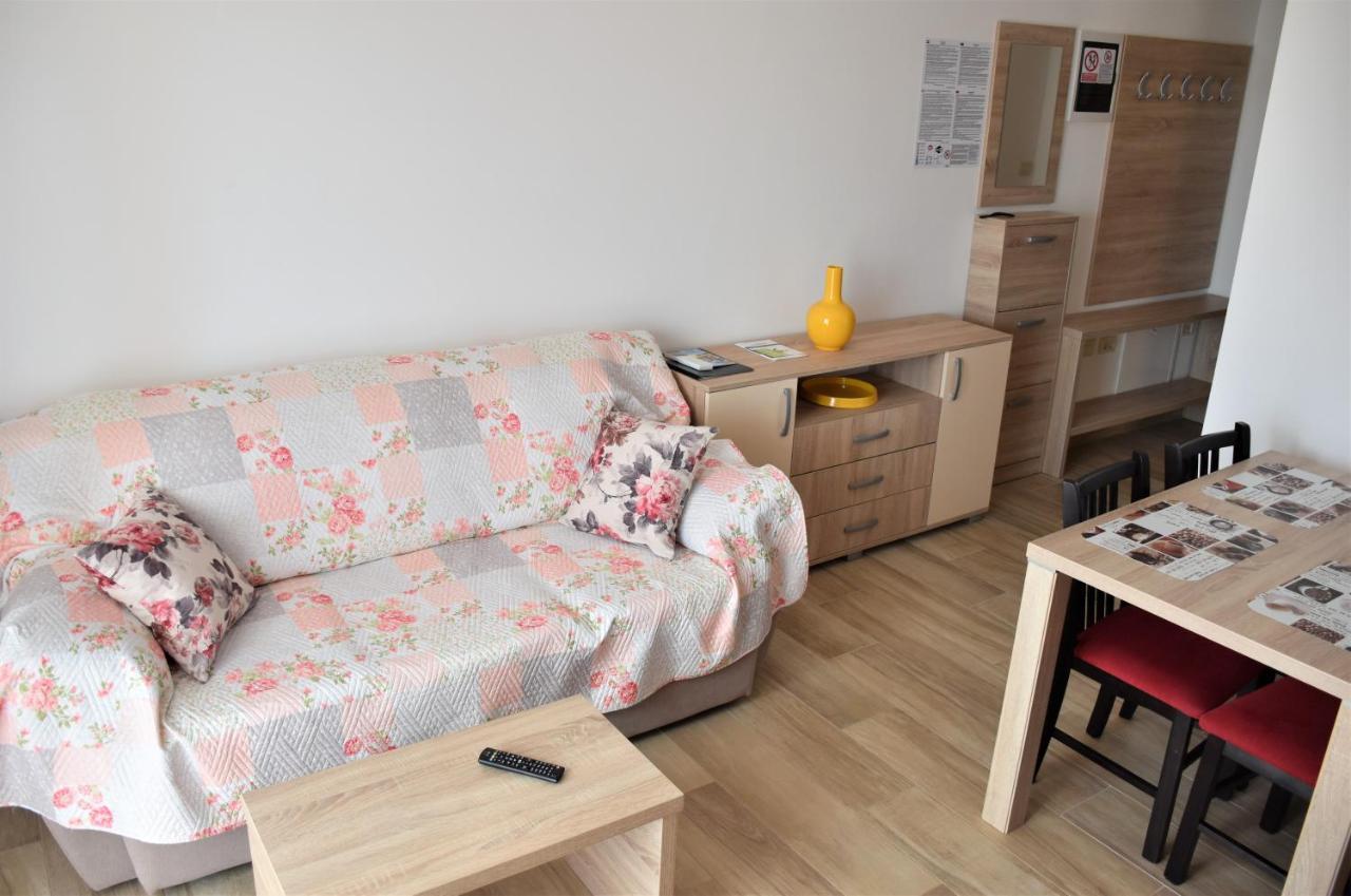 Apartmani Diana Novigrad Istria Exteriér fotografie