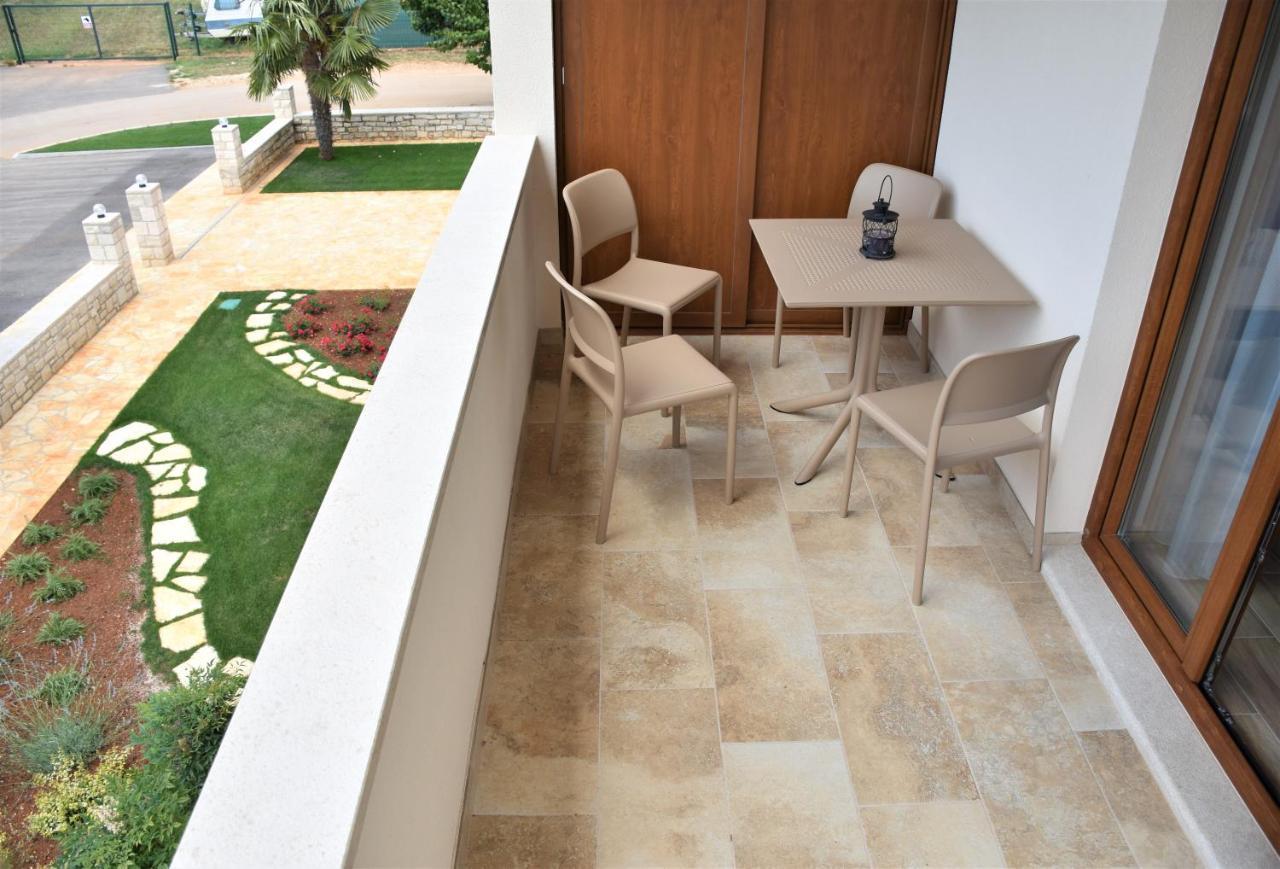 Apartmani Diana Novigrad Istria Exteriér fotografie